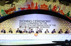 ASEAN reach consensus on protecting rights of migrant workers
