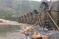 Water wheels stun visitors to northwestern region