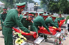 Dien Bien holds burial service for remains of fallen soldiers in Laos