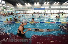 Swimming pools overcrowded amidst intense heatwave