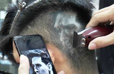 Football fans tribute idols with special haircuts