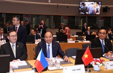 PM attends 12th ASEM Summit's opening ceremony