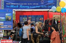 Ethnic minority market opens in Hanoi