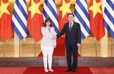 NA leader meets Greek President in Hanoi