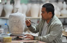 Central province preserving Pho Khanh pottery craft