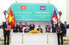 Vietnam, Cambodia promote labor cooperation   