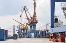 Vietnam’s exports experience double-digit decline on slow purchasing power 