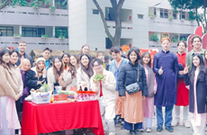 Foreign students enjoy Lunar New Year in Vietnam 