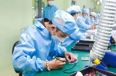 Semiconductor training needs good lecturers, infrastructure