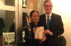 Vietnamese poet Y Nhi receives Swedish award 