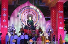 Jade Buddha statue conveys peace messages in Da Nang