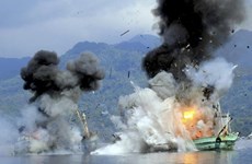 Indonesia sinks illegal fishing foreign vessels