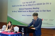 Vietnam forms proposals to better welfares for ASEAN migrant workers