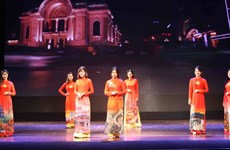 ASEAN traditional costumes introduced at cultural exchange event