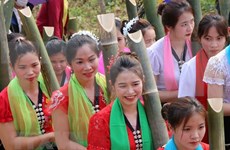 Ap Ho Chieng hair wash festival a Thai ethnic tradition