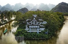 A trip to Huong Son landscape complex - the land of Buddha
