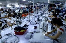 Hanoi’s exports fall slightly in first four months