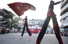 Carnival stirs up pedestrian street in Hanoi