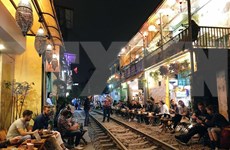 Hanoi ‘train street’ wows foreign tourists