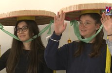 Italian students love the Vietnamese language