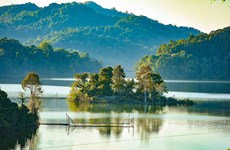 Pa Khoang Lake - Must-see destination in Dien Bien