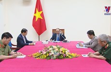 Vietnamese PM, US President hold phone talks 