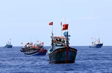 Fishermen defend national seas