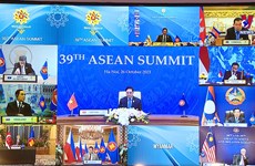 Prime Minister attends 39th ASEAN Summit