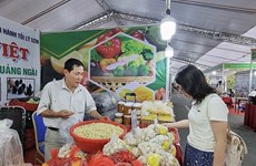 Fruit, farm produce week underway in Hanoi