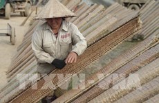 Rice paper remains a foothold in Vietnamese minds