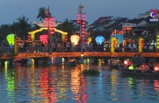 Vietnam greets nearly 1.9 million foreign visitors in nine months
