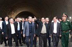 PM inspects Nha Trang - Cam Lam Expressway project