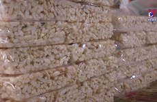 Tan Thanh young rice crackers a popular traditional snack