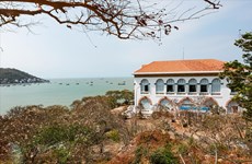 White Palace steeped in history of Nguyen dynasty