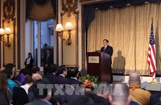 PM meets Vietnamese community in US