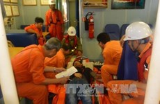Da Nang authorities give Chinese sailor timely rescue