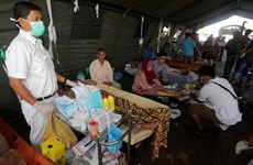 Death toll in Indonesia quake approximates 100
