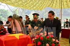 Dien Bien receives remains of voluntary soldiers from Laos