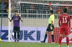 AFC fines Vietnam’s goalkeeper after red card