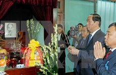 President pays tribute to Uncle Ho