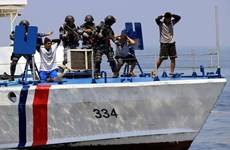 Vietnamese vessel attacked in Philippines, one killed