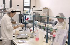 Italian cosmetic firm to increase investment in Vietnam