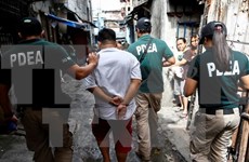 Some police to make comeback in drug crackdown:  Philippine president 