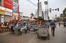 Hanoi offers incentive for home-based parking services