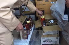Deputy PM urges more drastic fight against smuggling, counterfeits
