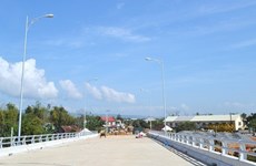 Quang Nam province launches key traffic projects