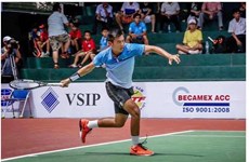 Top Vietnamese tennis ace jumps 39 spots in world rankings