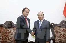 Government leader hosts PCA Secretary-General in Hanoi