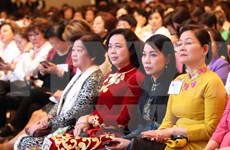 Vietnamese women play significant role in development 