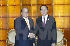 President holds bilateral meetings on fringes of Belt and Road Forum